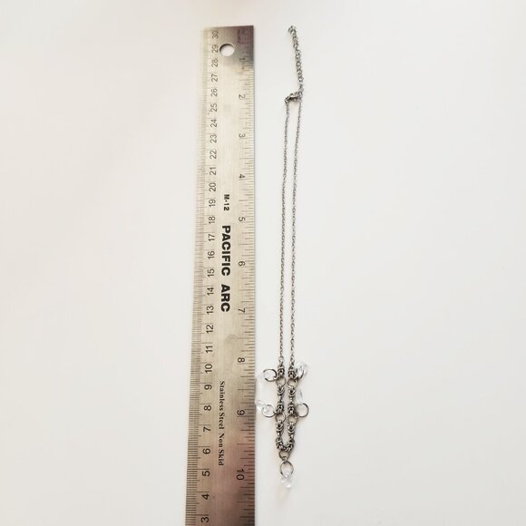 Gothic Fairy clear crystal choker necklace with a small silver chain - Picture 6 of 8